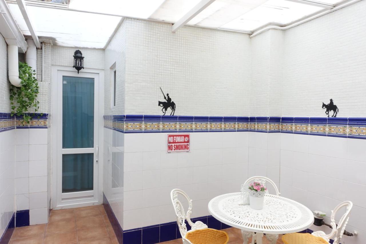 Best Valencia Beach Rooms-Shared Flat Exterior photo